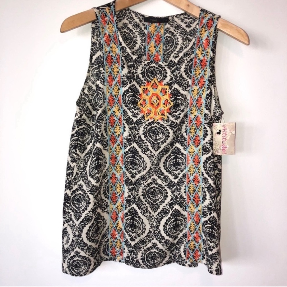 THML Embroidered Sleeveless Top NWT Women’s Size Small - Picture 8 of 9